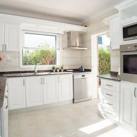 Dos Pinos Holiday home *