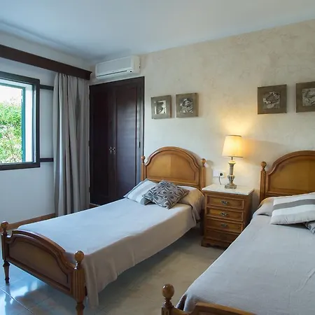 Dos Pinos Holiday home *