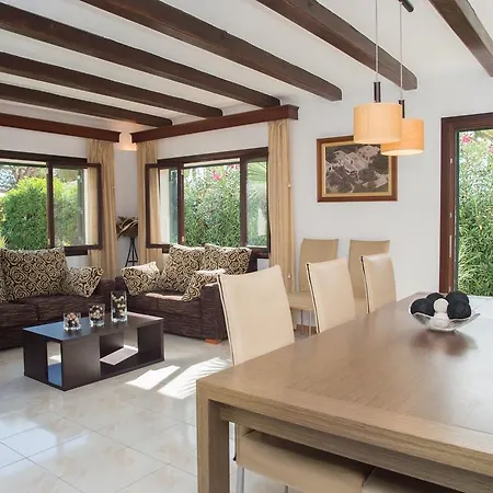 Holiday home Dos Pinos