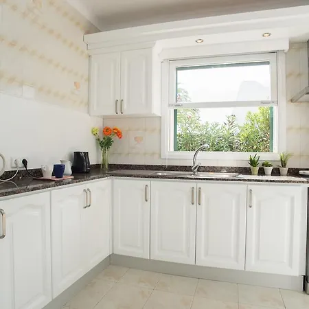 Dos Pinos Holiday home *